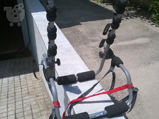 PoulaTo: Βάση στήριξης ποδηλάτων